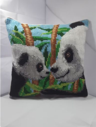 Kussen van panda's,